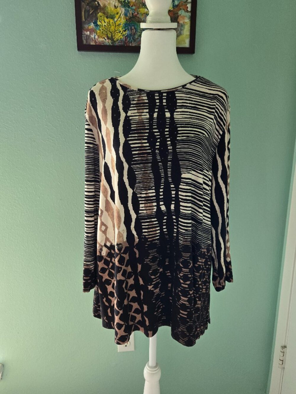 Multiples Long Sleeved Tunic. Size XL